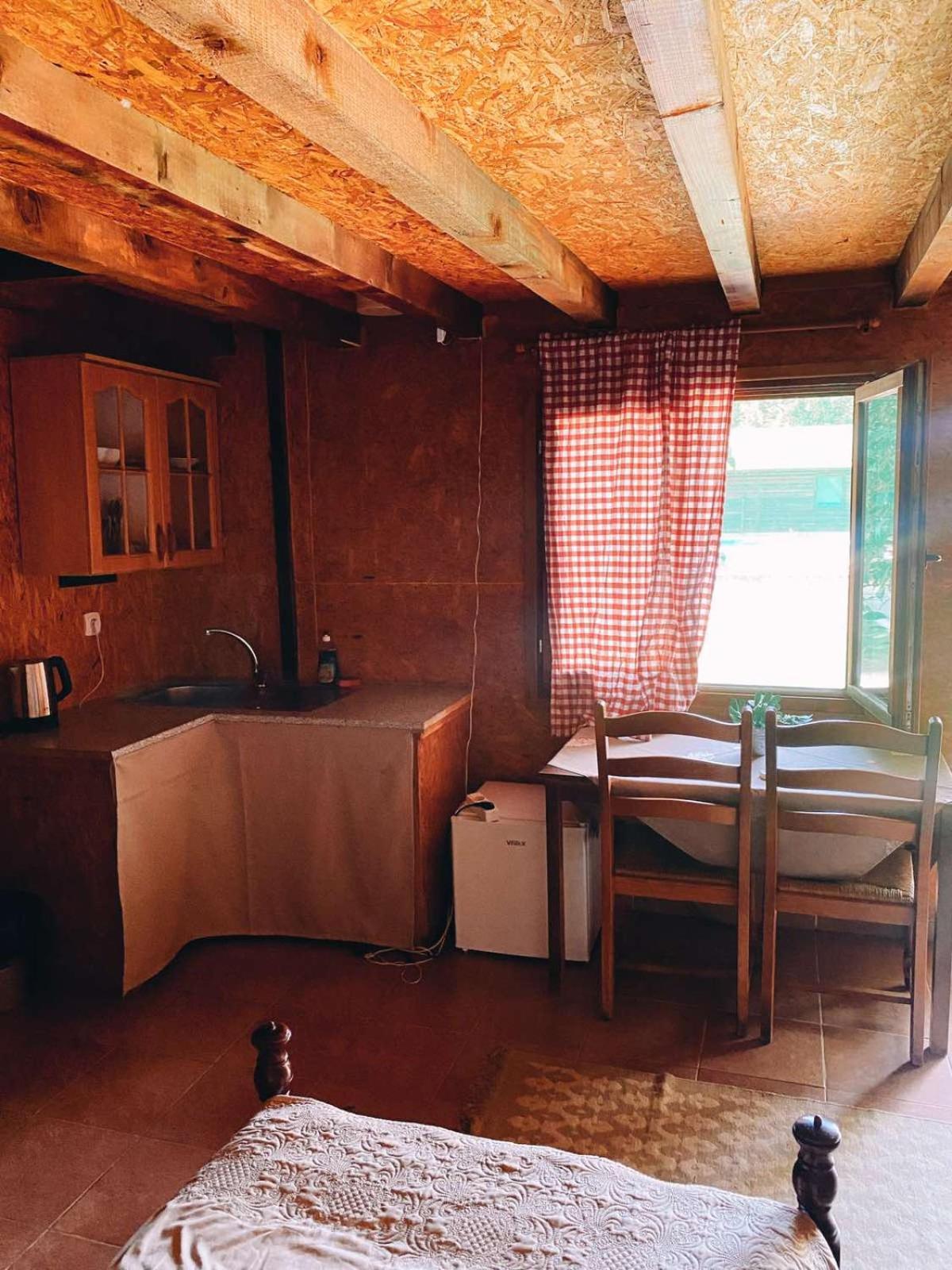 Wooden Village Resort Ponari Pokoj fotografie